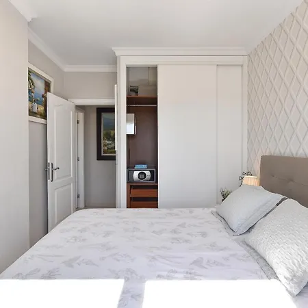 Luxury Penthouse Mogan Vii 公寓 *